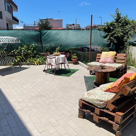 Bed & Breakfast Lipi Apartment Pozzuoli Exterior foto