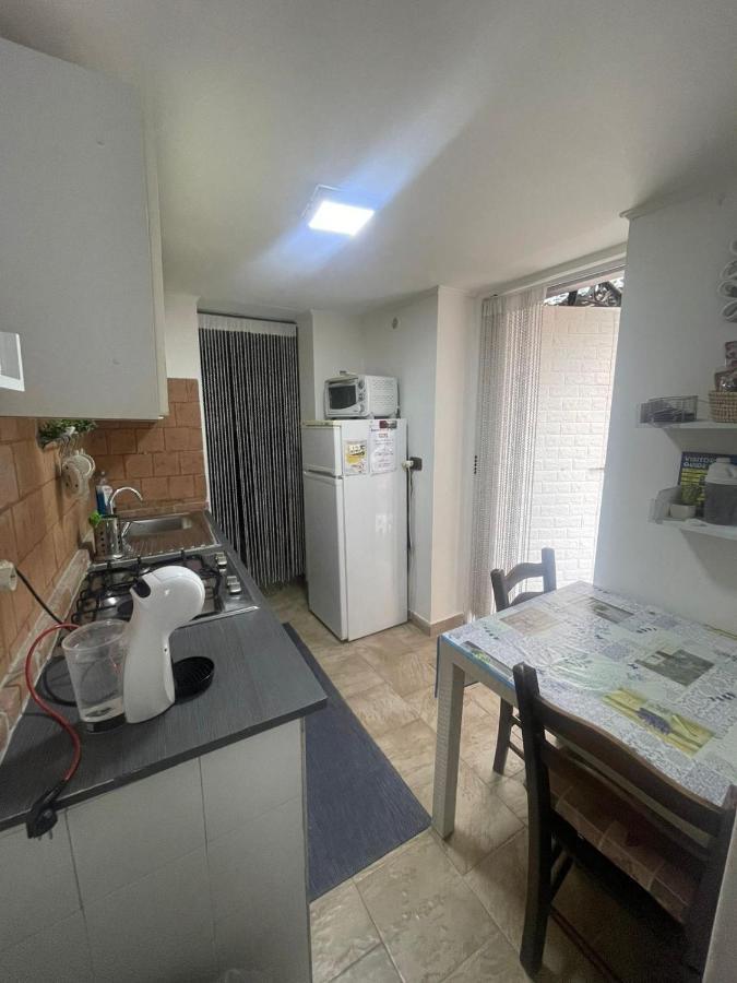 Bed & Breakfast Lipi Apartment Pozzuoli Exterior foto